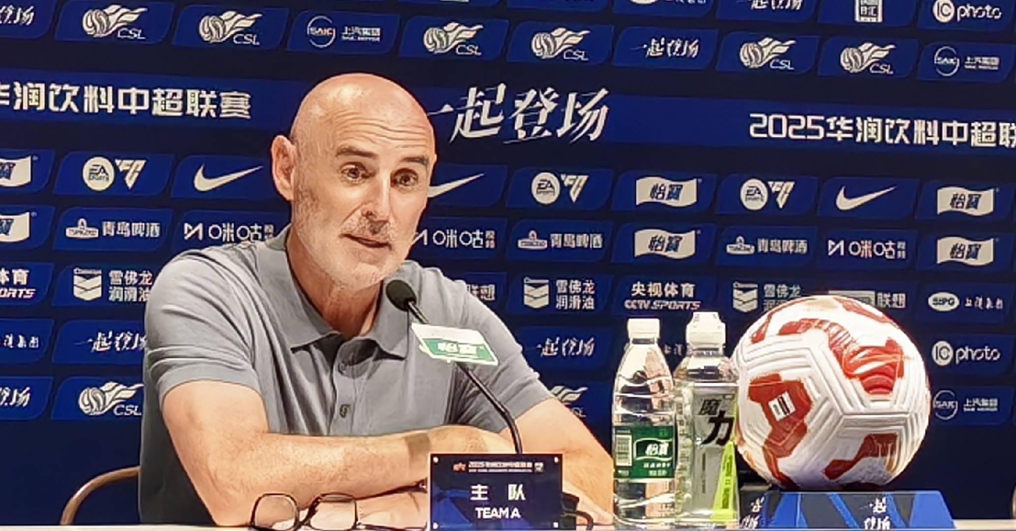 我在全神贯, 力让比赛进, 的表现