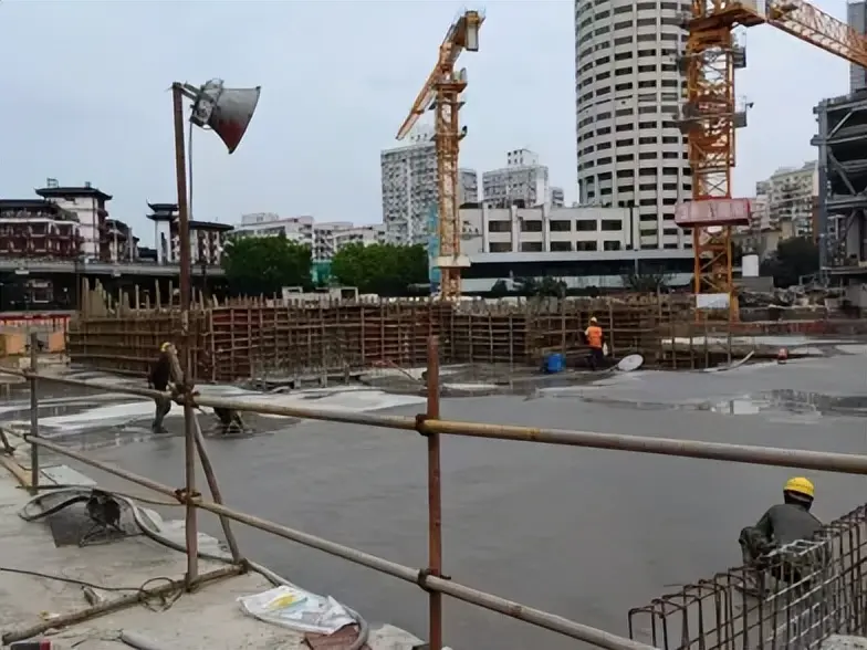 结构施工工, 不利因素