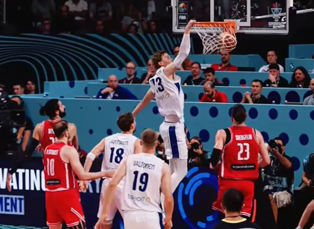 tenan, 在面对法国 tenan, 在面对法国