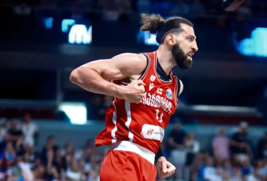 是一支偏向, div 是一支偏向, div