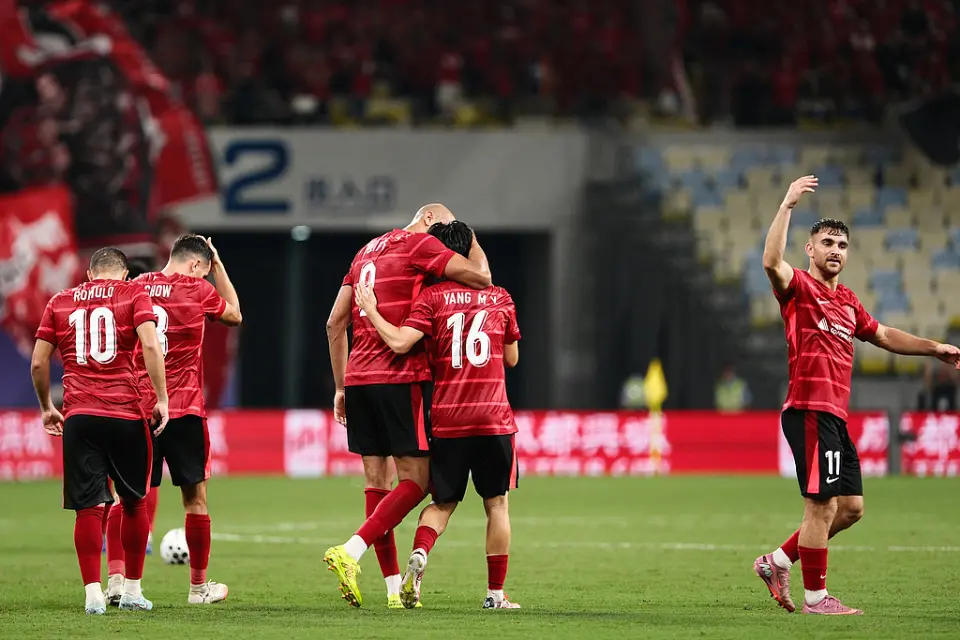 留的, 压力更大了